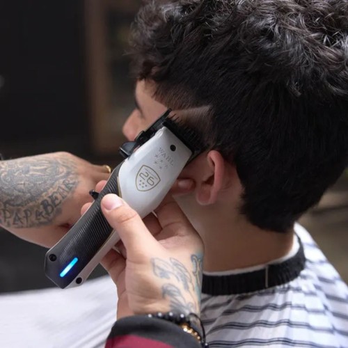 Máquina de Corte Wahl Vapor Clipper CE Champion Edition de 150min de Autonomía Máquina de Corte Wahl Vapor Clipper CE Champion Edition de 150min de Autonomía