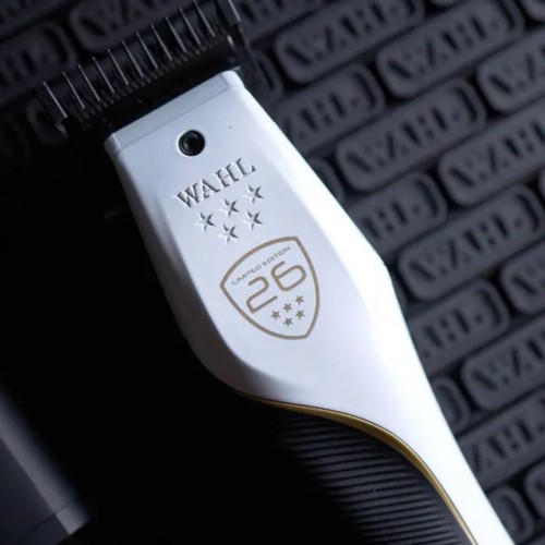 Máquina de Corte Wahl Vapor Clipper CE Champion Edition de 150min de Autonomía Máquina de Corte Wahl Vapor Clipper CE Champion Edition de 150min de Autonomía