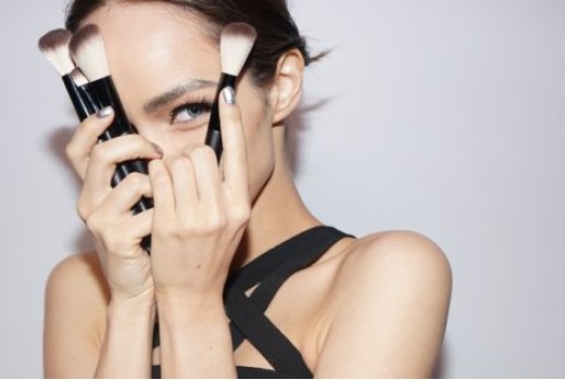 Esta Nochevieja pon a prueba las tendencias de maquillaje 2018.